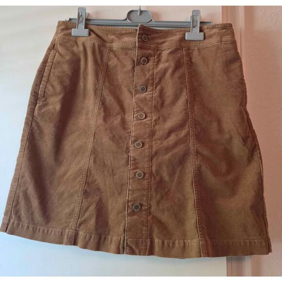 Charter Club Corduroy Skirt Size 10, Like New - Picture 5 of 7